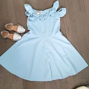 Light blue cold shoulder ruffle top girls dress 👗